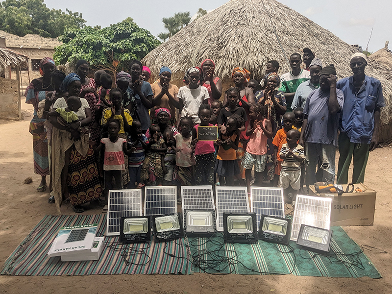 installation-lampes-solaires-senegal-6