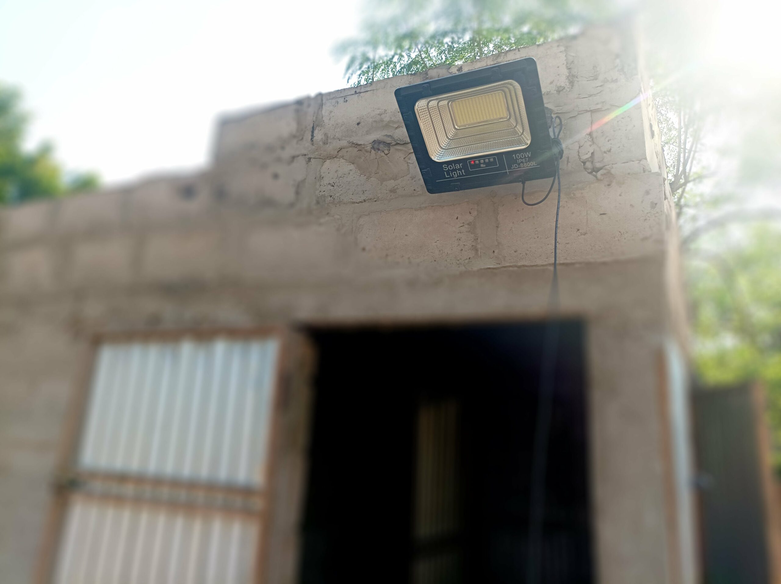 vie-sans-frontieres-alimentaire-lampes-solaires-2025102065