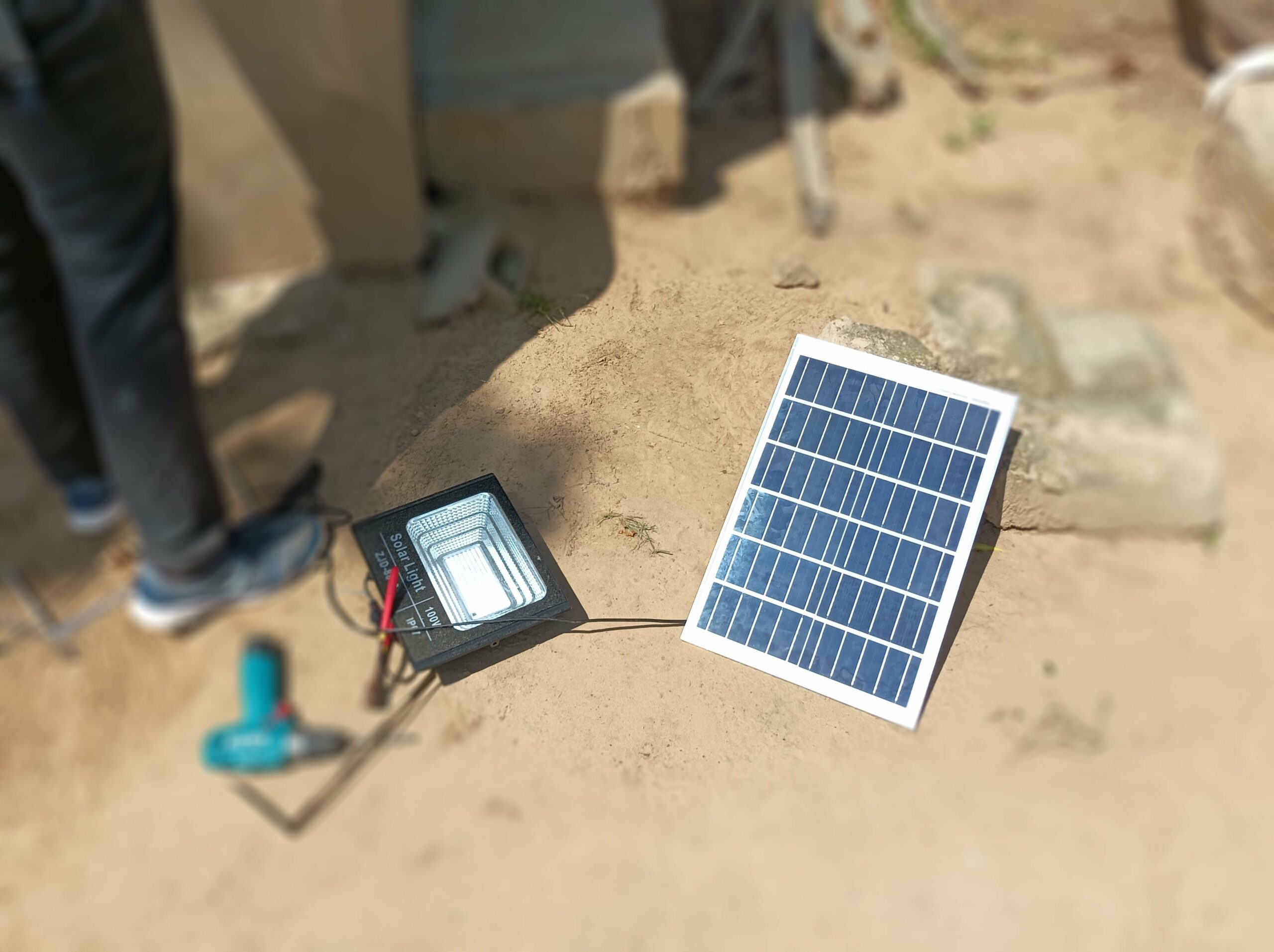 vie-sans-frontieres-alimentaire-lampes-solaires-2025102220