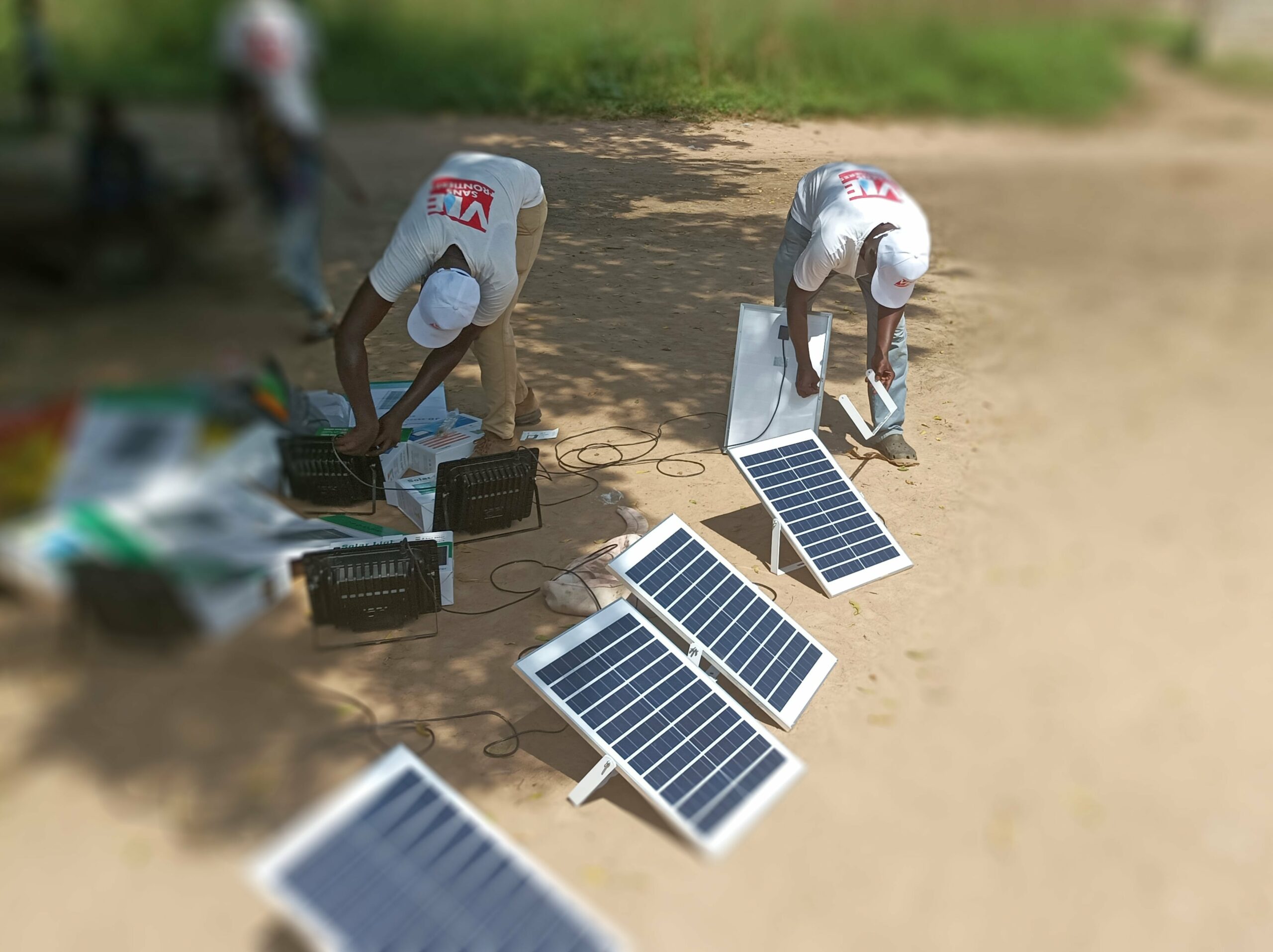 vie-sans-frontieres-alimentaire-lampes-solaires-202510251100