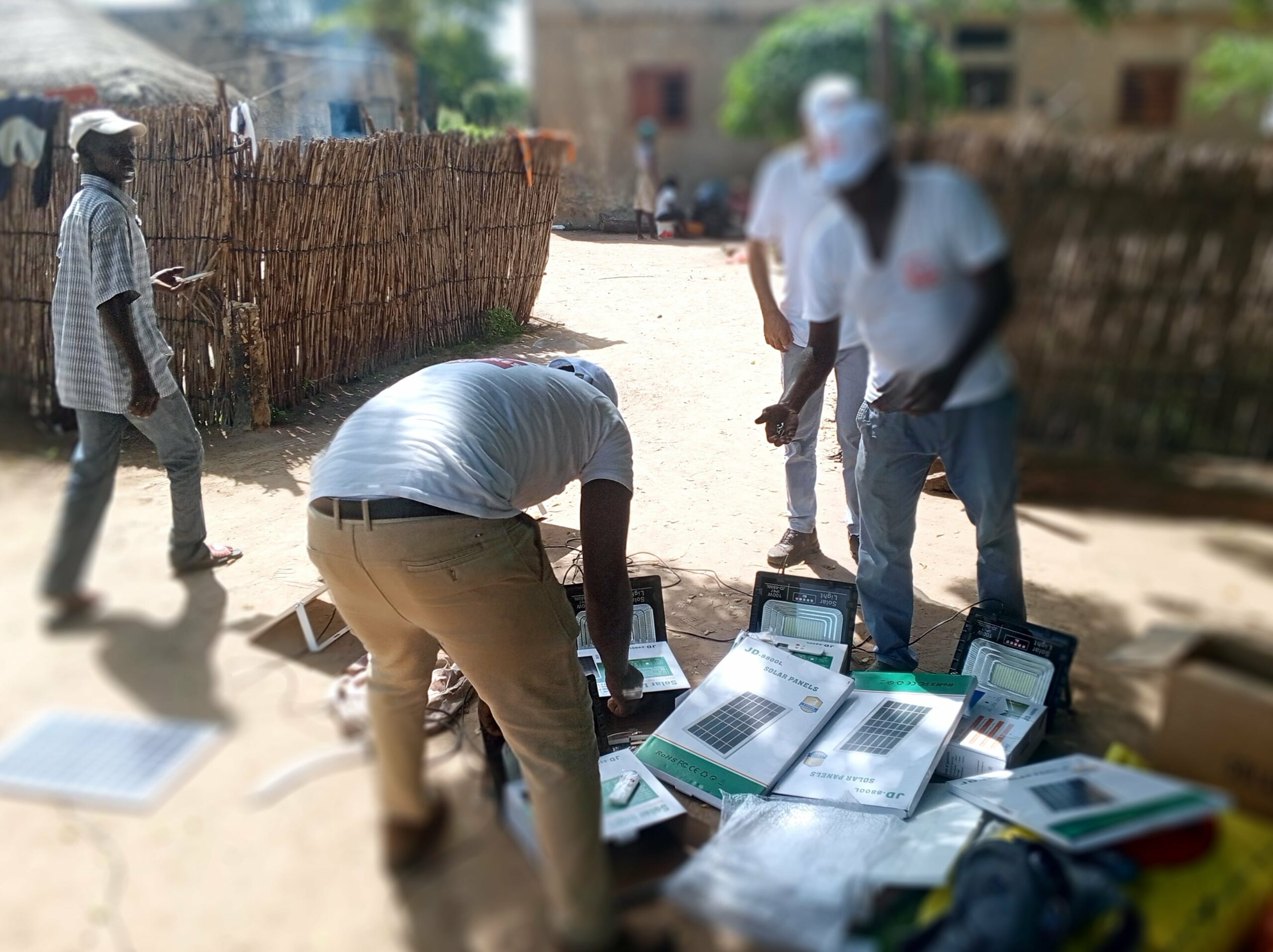 vie-sans-frontieres-alimentaire-lampes-solaires-202510251120