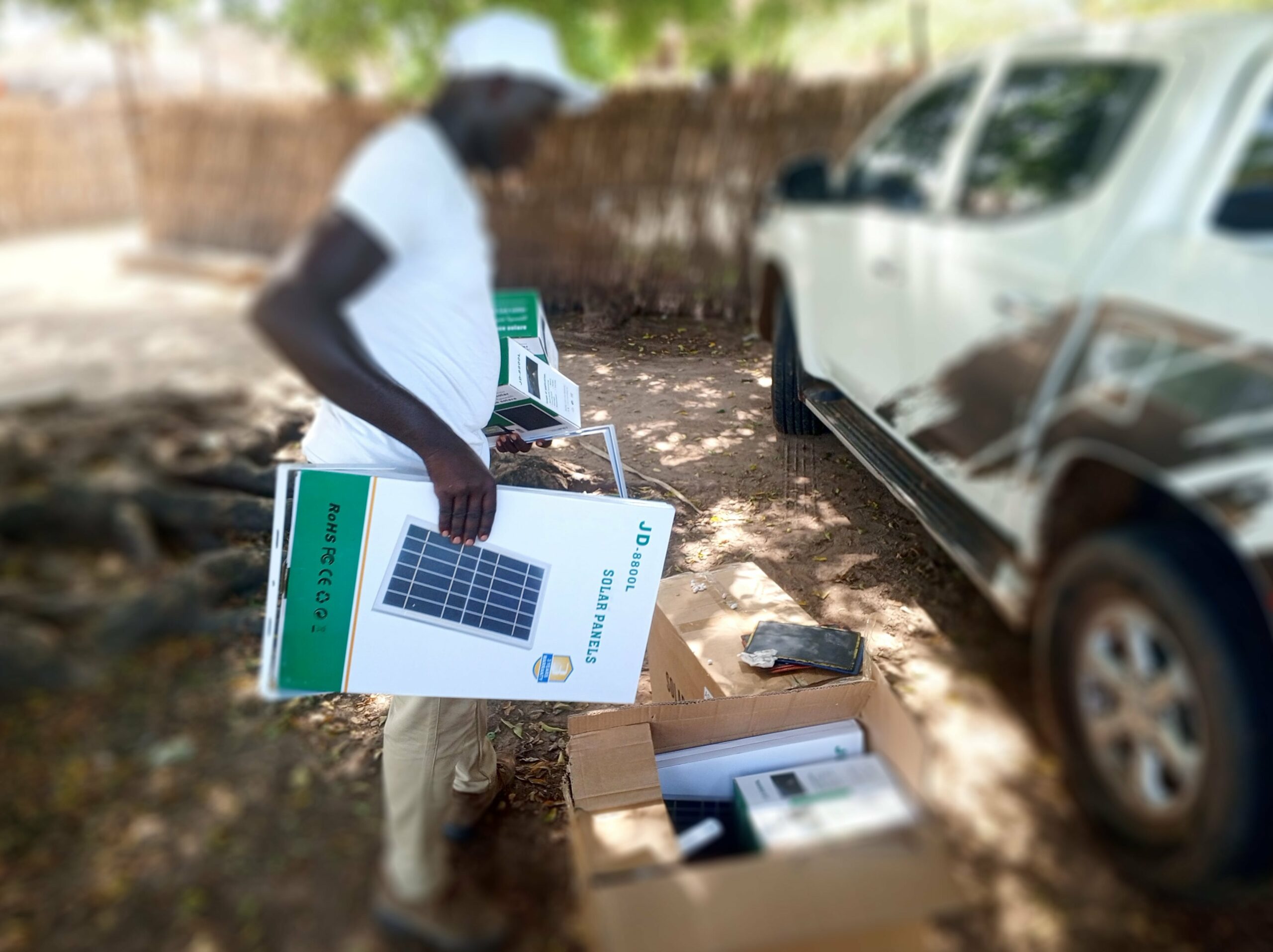 vie-sans-frontieres-alimentaire-lampes-solaires-2025102511200