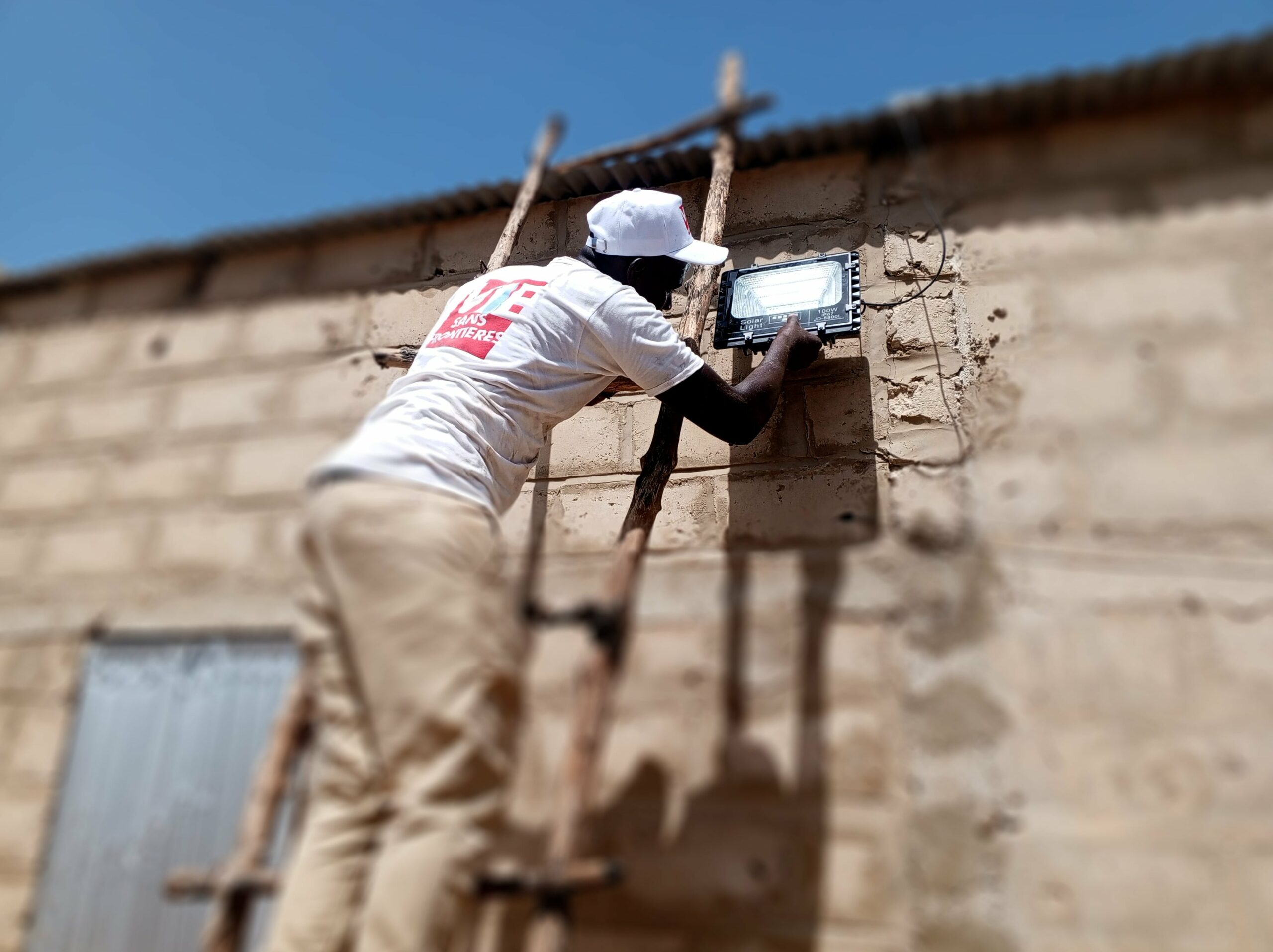 vie-sans-frontieres-alimentaire-lampes-solaires-20251025115