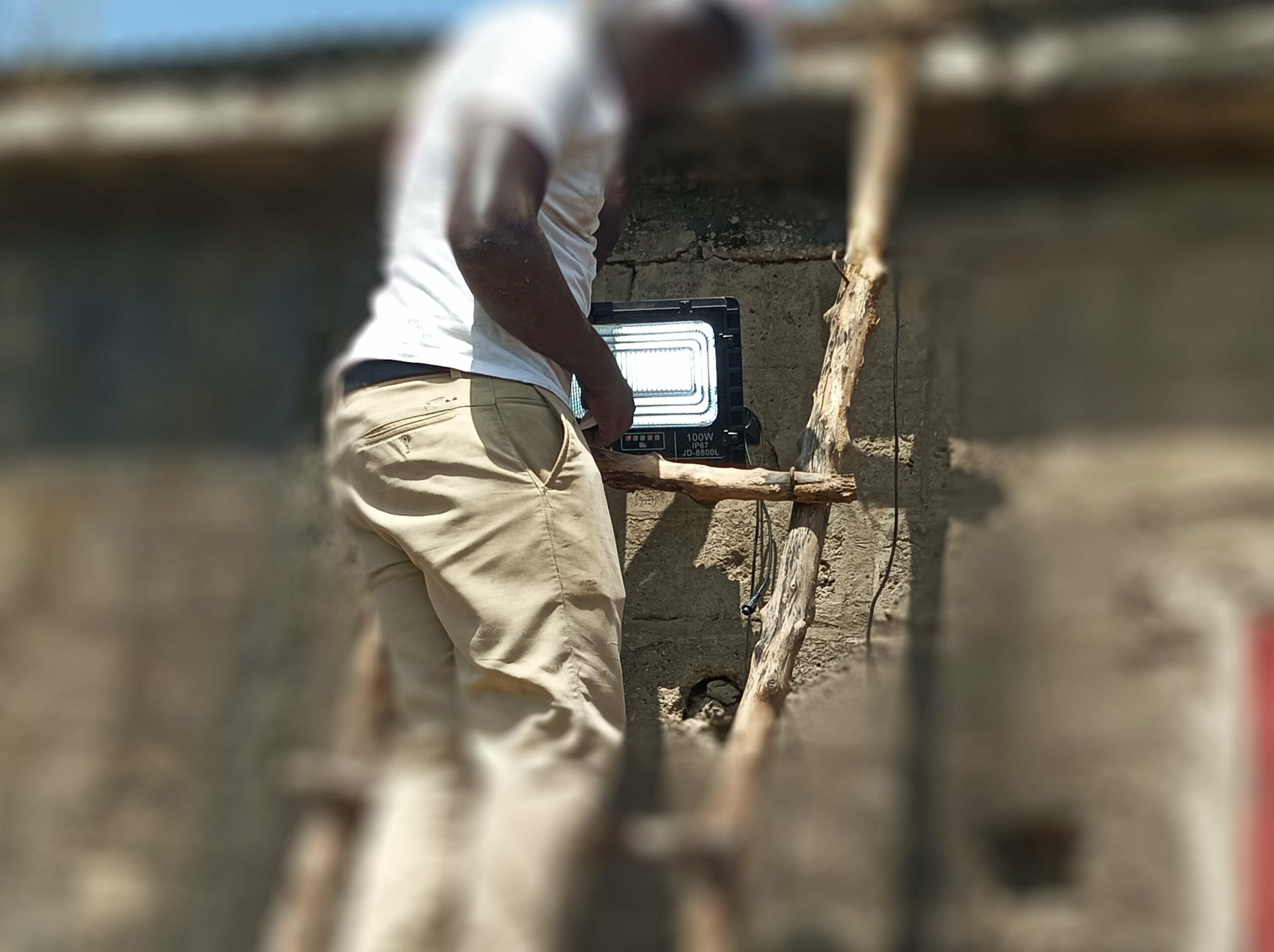 vie-sans-frontieres-alimentaire-lampes-solaires-202510252051