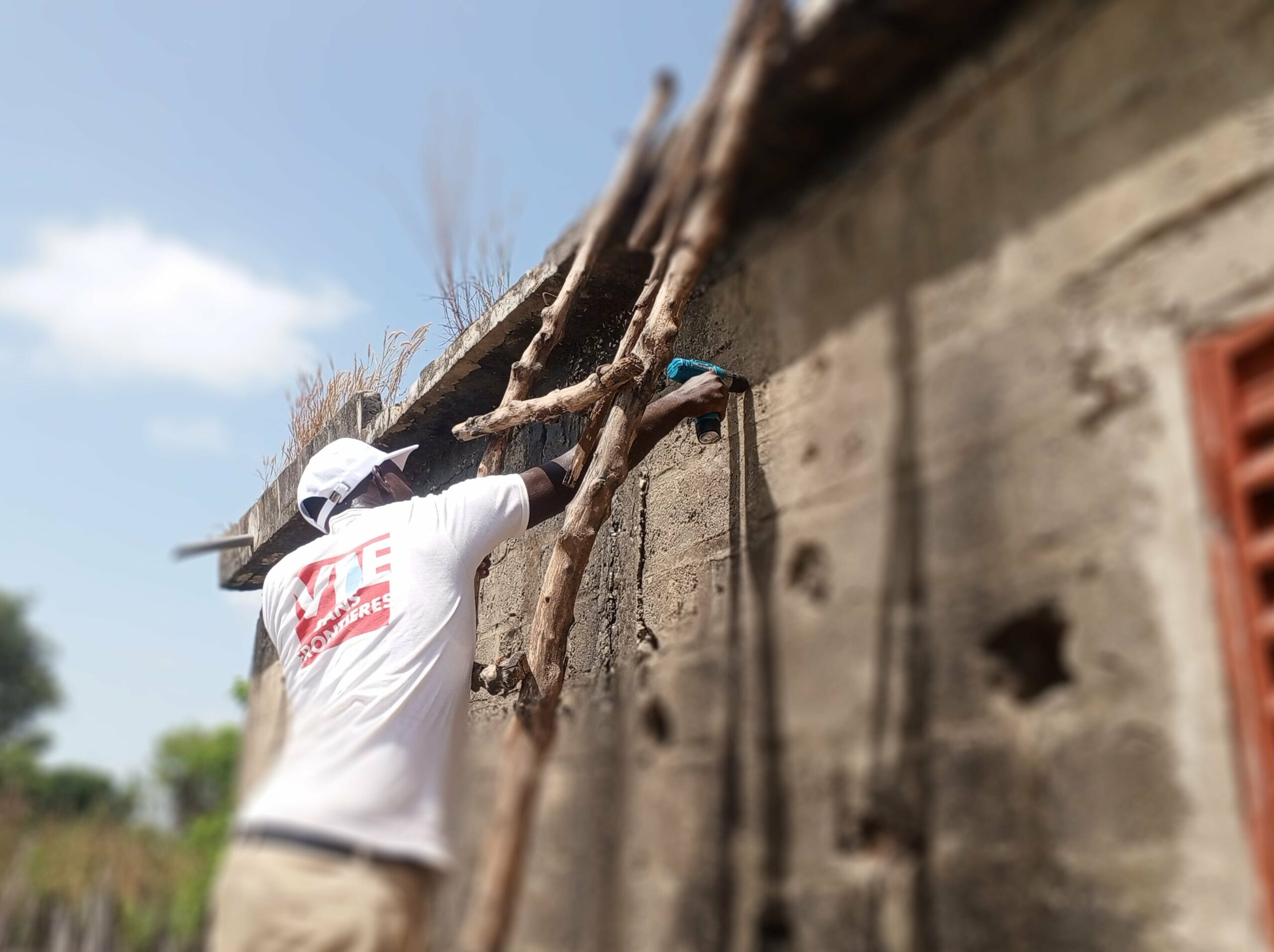 vie-sans-frontieres-alimentaire-lampes-solaires-2025102522002