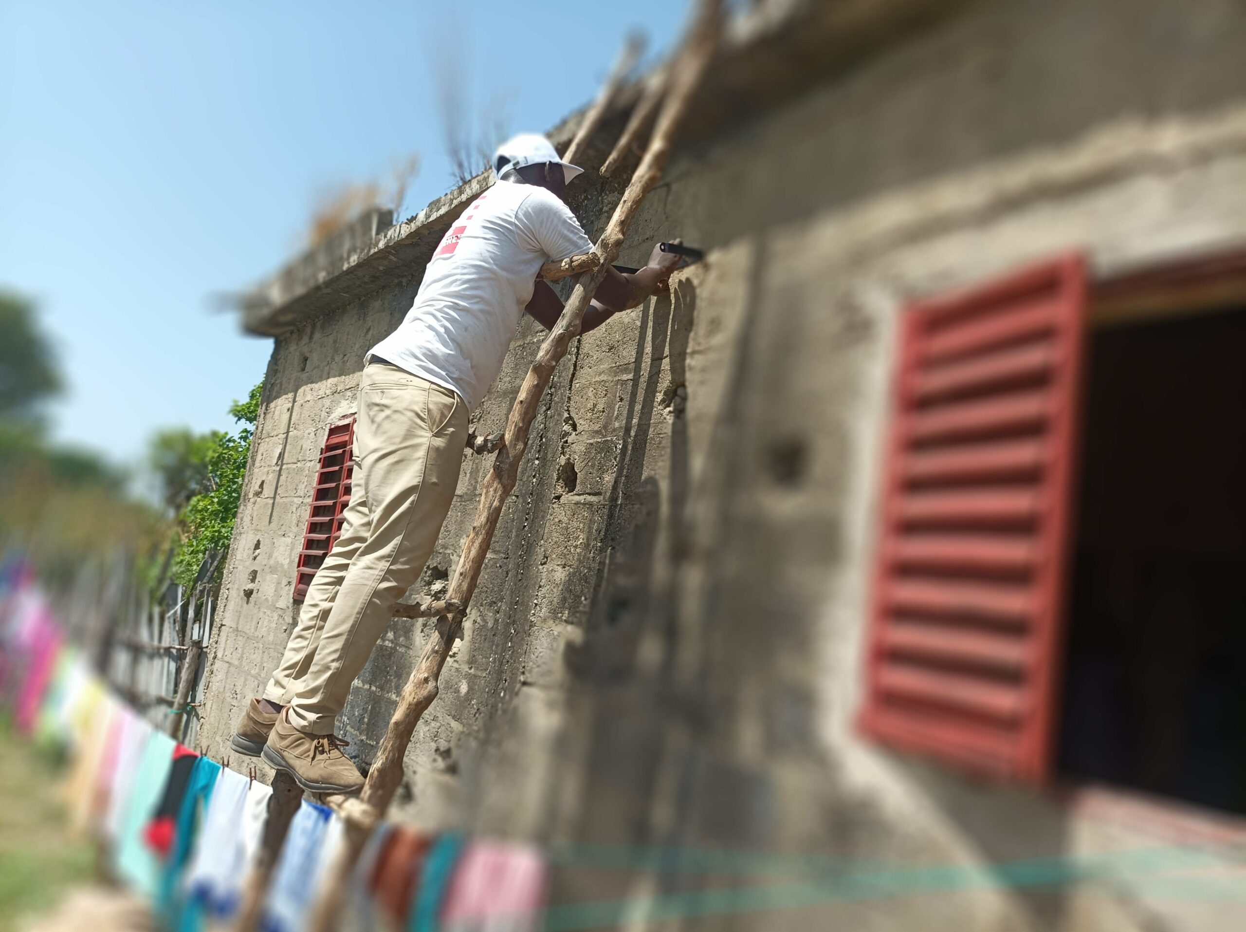 vie-sans-frontieres-alimentaire-lampes-solaires-20251025225