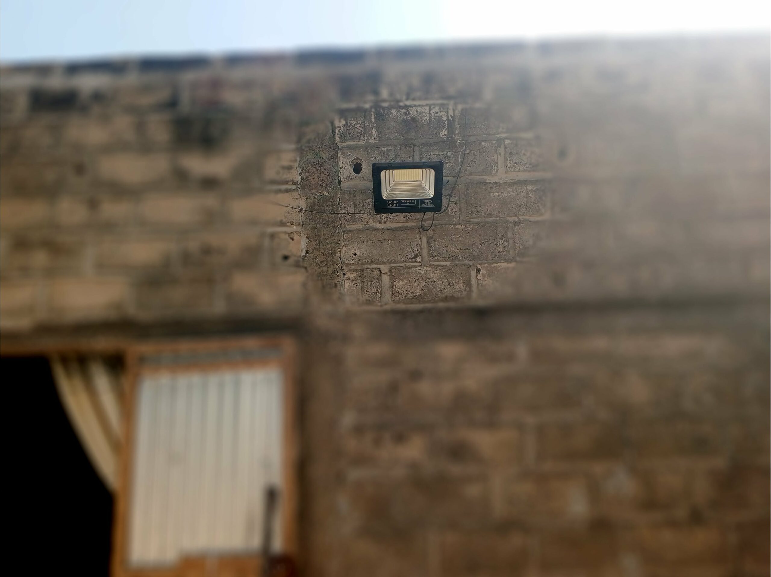 vie-sans-frontieres-alimentaire-lampes-solaires-2025102550505