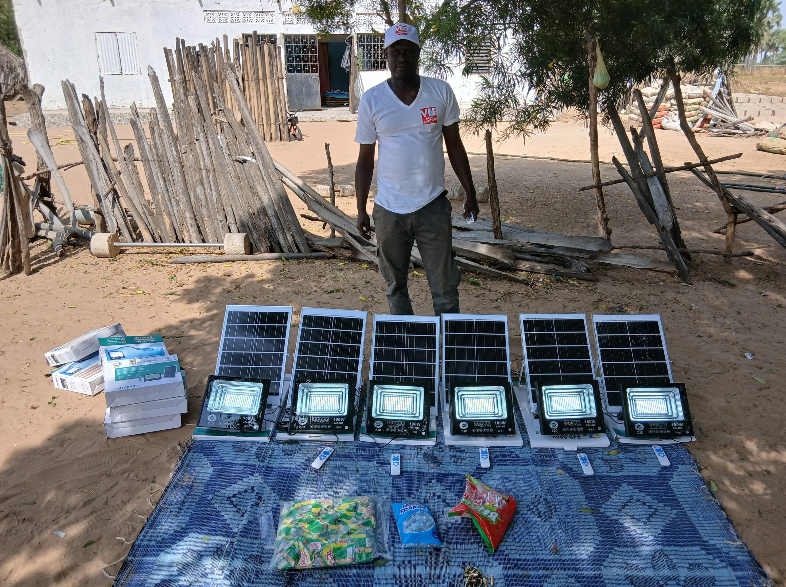 vie-sans-frontieres-lampes-solaires